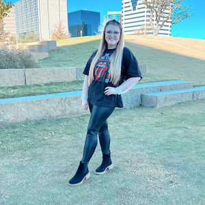 Meet your Posher, Allison